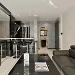 Cozy And Lounge Flat Close To Champs-Elysees And Arc De Triomphe - Welkeys