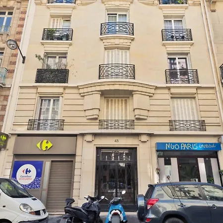 Apartment Cozy And Lounge Flat Close To Champs-elysees And Arc De Triomphe - Welkeys *