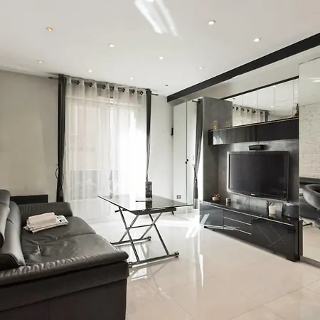 Apartment Cozy And Lounge Flat Close To Champs-elysees And Arc De Triomphe - Welkeys